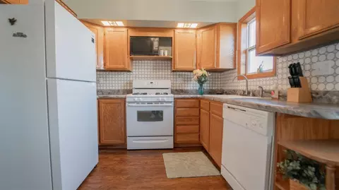 204 E Goldsborough St, Crown Point, IN 46307 photo 12