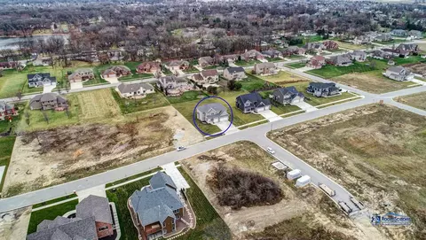 8665 Manor House Dr, Saint John, IN 46373 photo 45