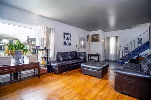 659 Mckinley St, Gary, IN 46404 photo 4