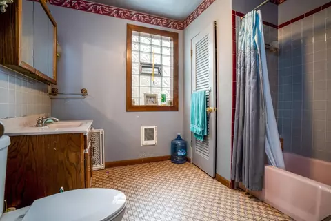 659 Mckinley St, Gary, IN 46404 photo 18
