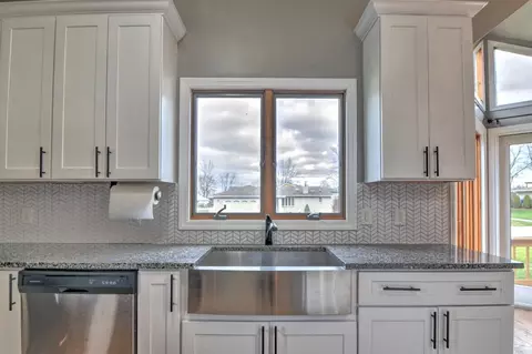3755 Kingsway Dr, Crown Point, IN 46307 photo 22