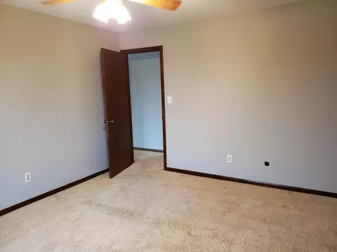 1228 Camellia Dr #14, Munster, IN 46321 photo 16