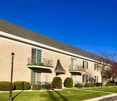 1228 Camellia Dr #14, Munster, IN 46321 photo 4