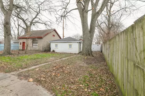 3747 Tyler St, Gary, IN 46408 photo 10