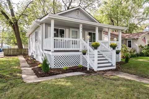 210 N Raymond St, Griffith, IN 46319 photo 1
