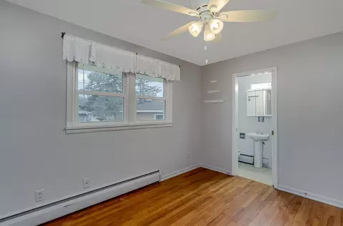 141 W Oak Pl, Griffith, IN 46319 photo 17