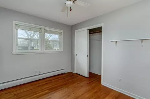 141 W Oak Pl, Griffith, IN 46319 photo 13
