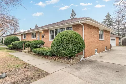141 W Oak Pl, Griffith, IN 46319 photo 22