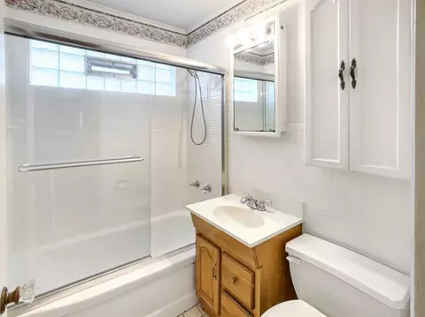 17543 Burnham Ave, Lansing, IL 60438 photo 5