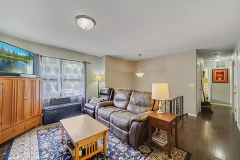 7232 S Willowbrook Dr, Lowell, IN 46356 photo 5