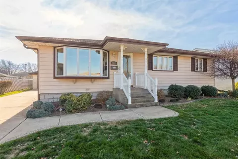 1007 W Ash St, Griffith, IN 46319 photo 2