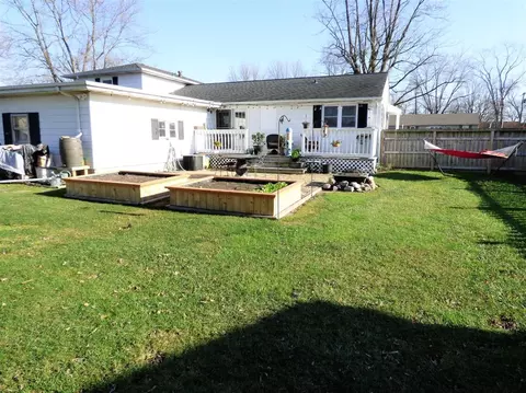 604 Sunset Rd, Hebron, IN 46341 photo 20