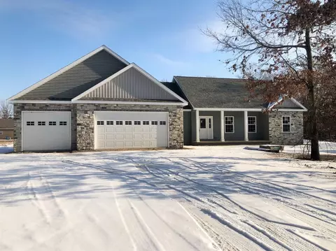 10517 Mattie Ln, Wheatfield, IN 46392 photo 1