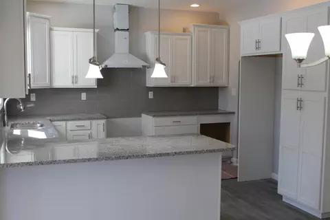 10517 Mattie Ln, Wheatfield, IN 46392 photo 11