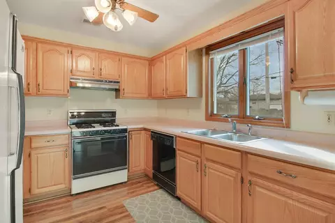 748 N Forest Ave, Griffith, IN 46319 photo 6