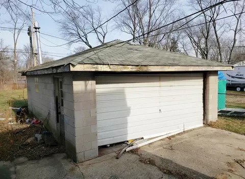 4414 E 11th Ave, Gary, IN 46403 photo 4