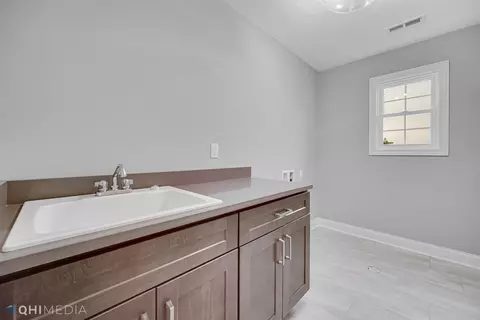 4703 Hyde Park Dr, Valparaiso, IN 46383 photo 26