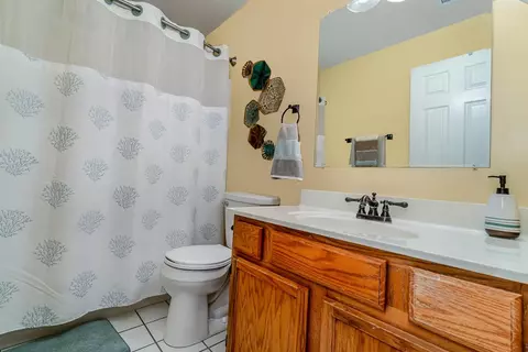 913 Beacon Dr, Hobart, IN 46342 photo 9