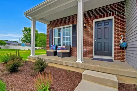 5740 Burr Ridge Cir, Crown Point, IN 46307 photo 3