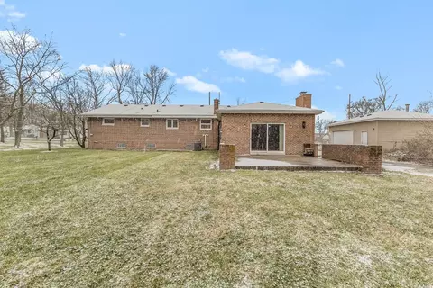 633 N Colfax St, Griffith, IN 46319 photo 17