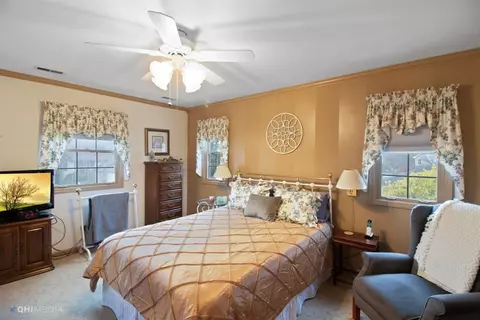 619 N Forest Ave, Griffith, IN 46319 photo 16
