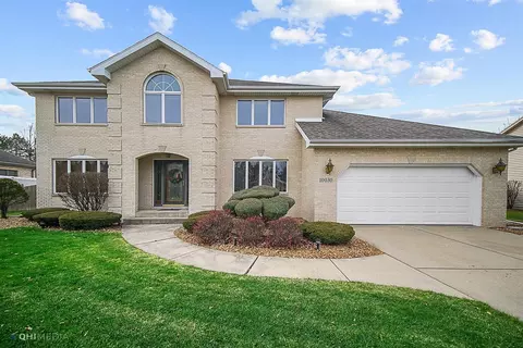10030 Devonshire Ln, Munster, IN 46321 photo 1