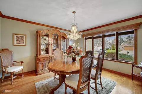 10030 Devonshire Ln, Munster, IN 46321 photo 7