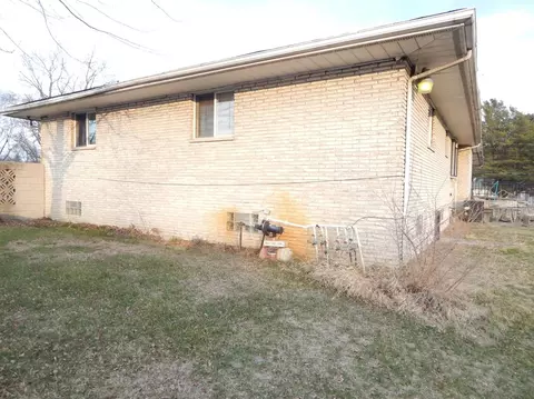 2401 Marshall Pl, Gary, IN 46404 photo 6