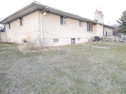 2401 Marshall Pl, Gary, IN 46404 photo 5