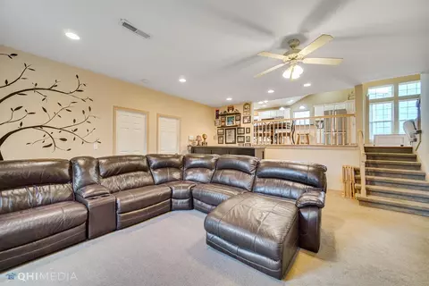 925 Pheasant Run Cir, Porter, IN 46304 photo 12