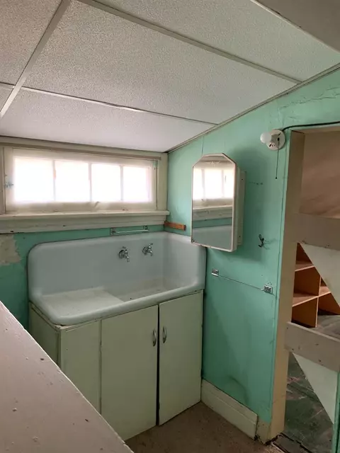 4105 Calhoun St, Gary, IN 46408 photo 13