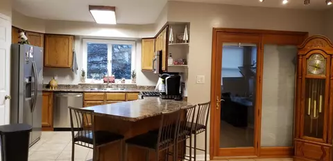 1827 Springvale Dr, Crown Point, IN 46307 photo 5