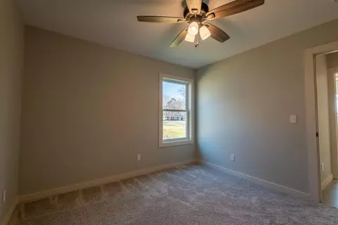 816 W Division St, De Motte, IN 46310 photo 22