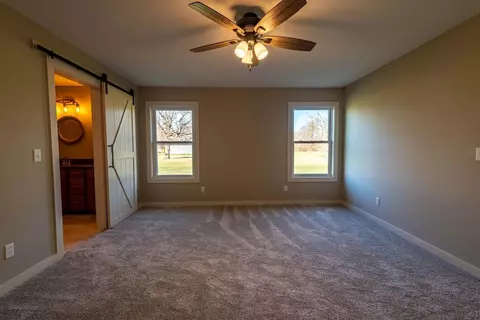 816 W Division St, De Motte, IN 46310 photo 11