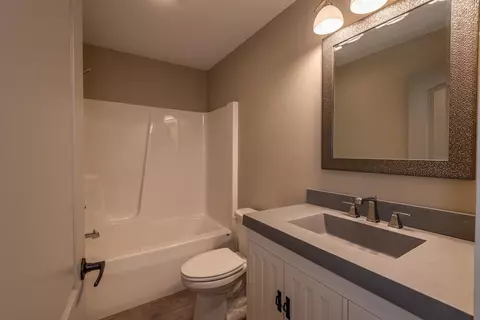 816 W Division St, De Motte, IN 46310 photo 20