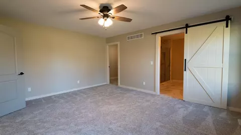 816 W Division St, De Motte, IN 46310 photo 12