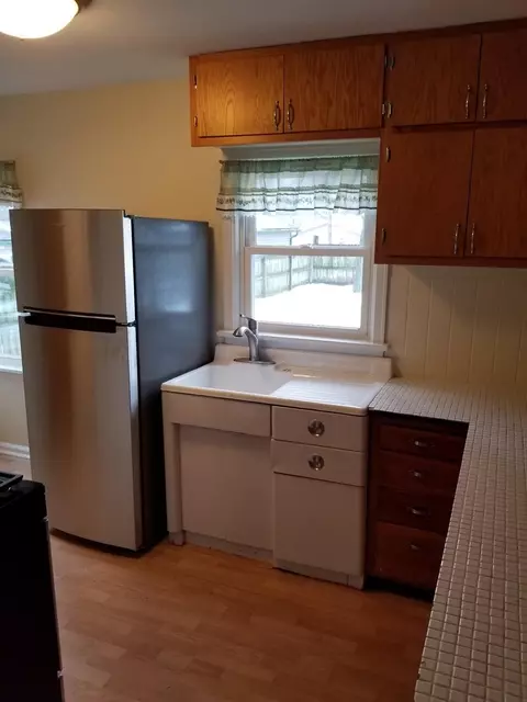356 S Howard St, Gary, IN 46403 photo 6