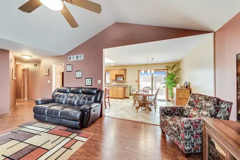 1404 Lake St, Dyer, IN 46311 photo 9