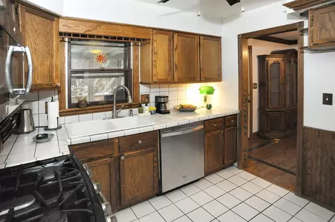 511 Michigami Trl, Porter, IN 46304 photo 7