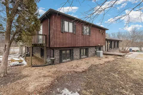266 Lakeland Dr, Lowell, IN 46356 photo 3