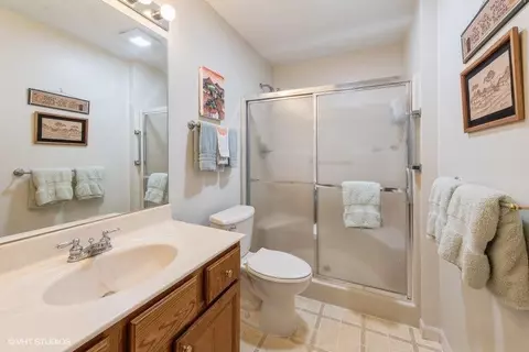 1402 Silhavy Cir, Valparaiso, IN 46383 photo 12