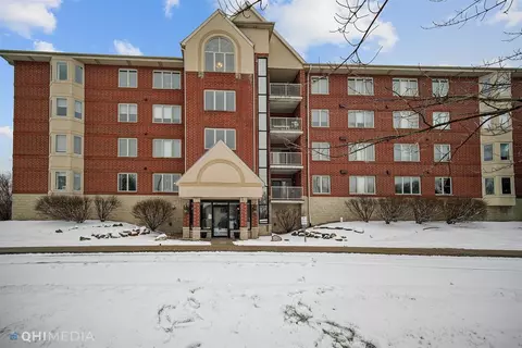 8421 Manor Ave #104, Munster, IN 46321 photo 1