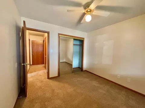 724 N Rueth Dr, Griffith, IN 46319 photo 13