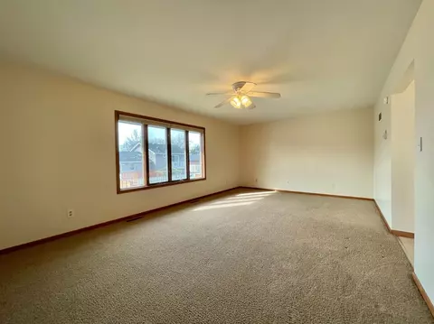 724 N Rueth Dr, Griffith, IN 46319 photo 10