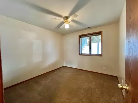 724 N Rueth Dr, Griffith, IN 46319 photo 14