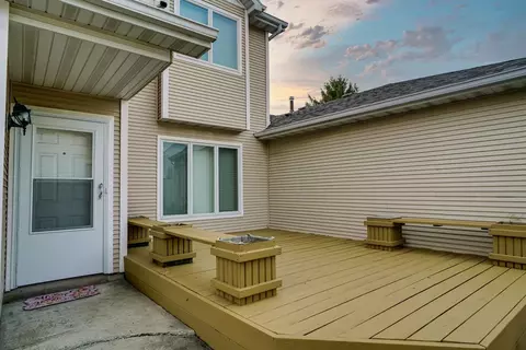 9906 Pheasant Ln, Saint John, IN 46373 photo 2