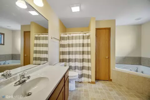 986 Birch Dr, Crown Point, IN 46307 photo 17