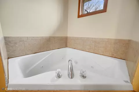 986 Birch Dr, Crown Point, IN 46307 photo 18