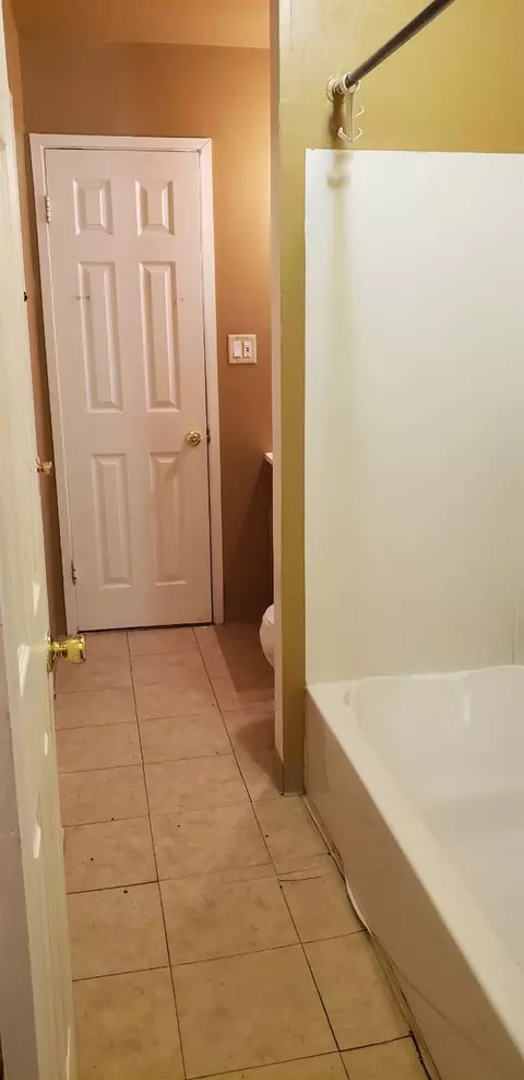 838 King St, Gary, IN 46406 photo 7