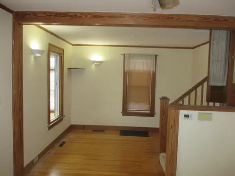 304 E North St, Crown Point, IN 46307 photo 5